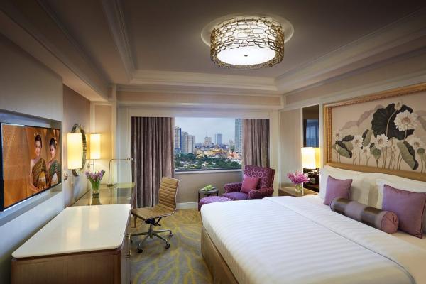 Dusit Thani Manila